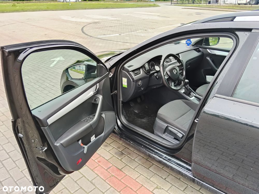 Skoda Octavia 1.6 TDI DPF GreenLine - 11