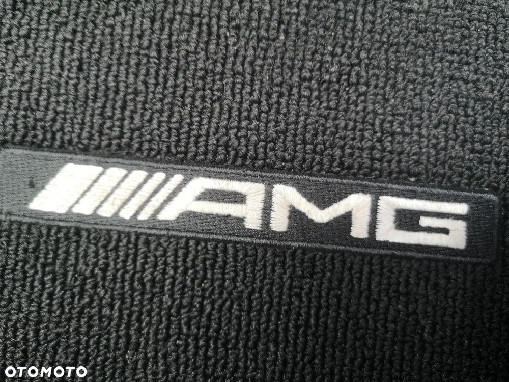 Mercedes-Benz Klasa C 400 4Matic 9G-TRONIC AMG Line - 30