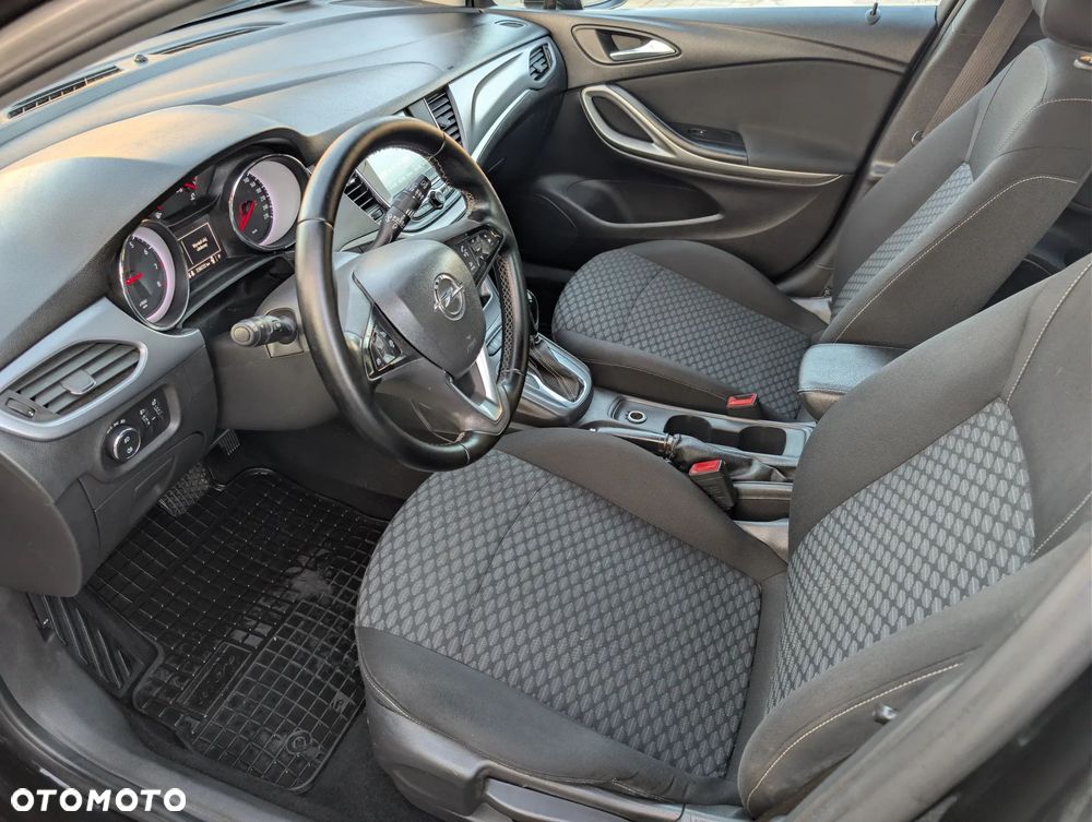 Opel Astra 1.4 T Enjoy S&S - 13