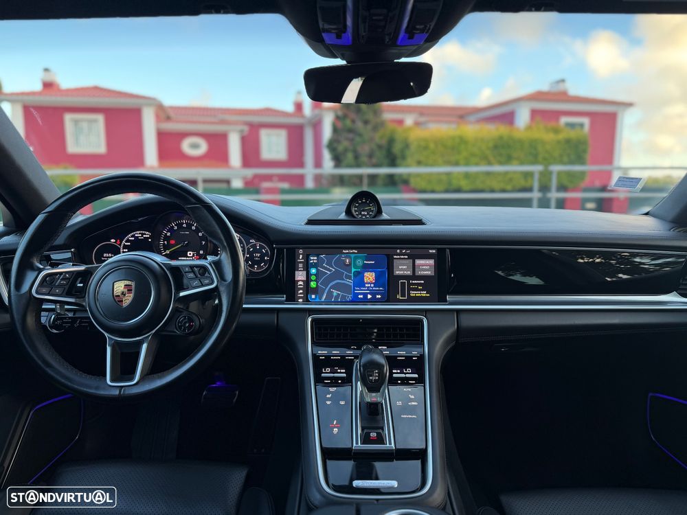 Porsche Panamera Sport Turismo 4 E-Hybrid - 10