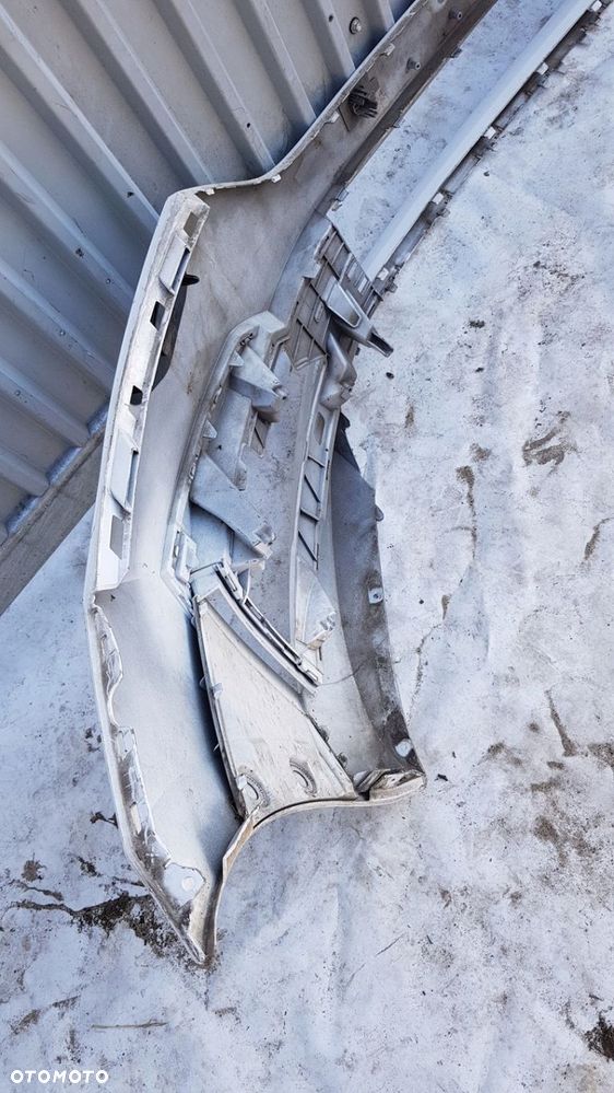 Zderzak przedni Skoda Octavia IV - 13