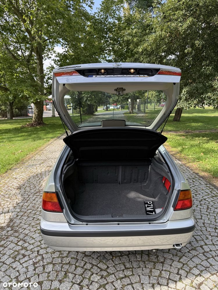 Nissan Primera - 5