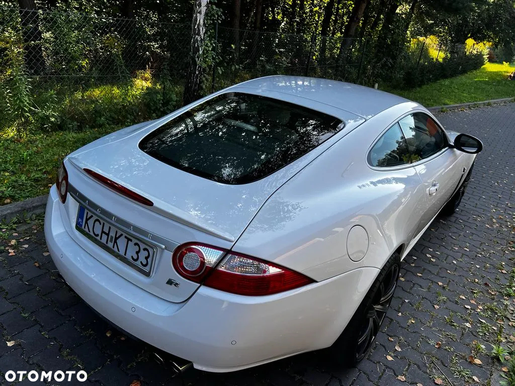 Jaguar XK XKR Coupe - 25