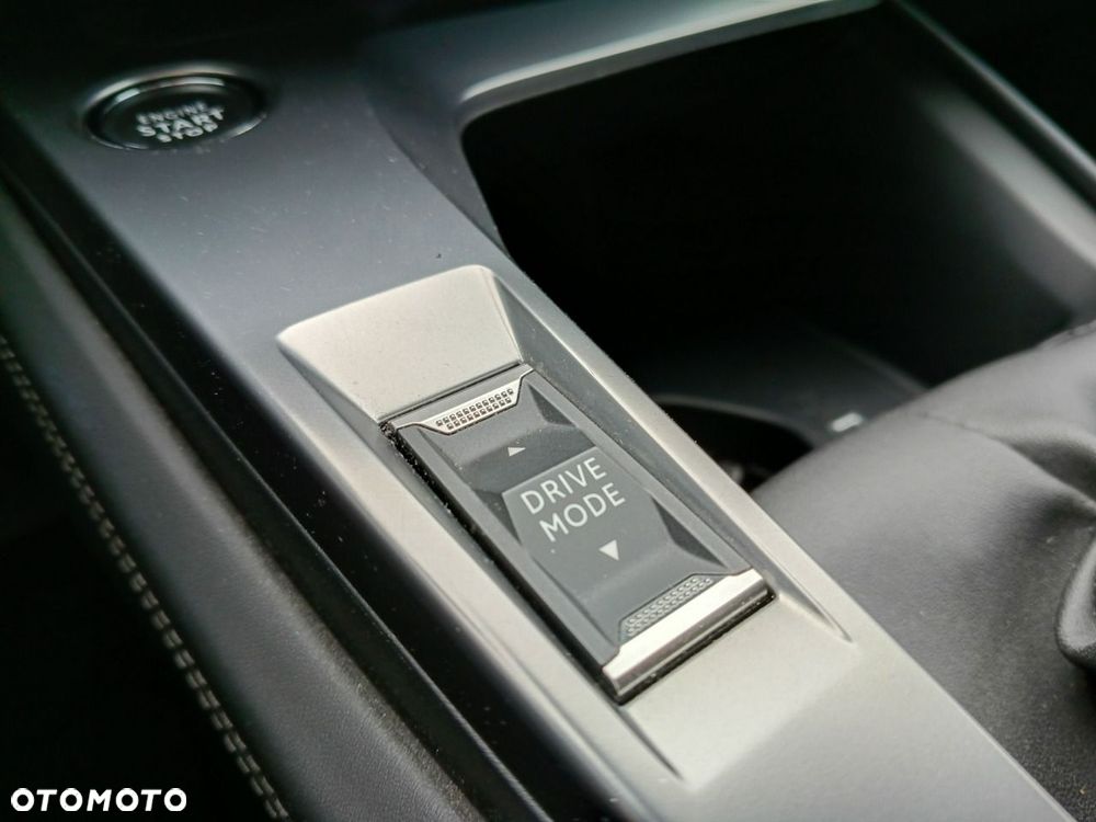 Peugeot 308 - 24