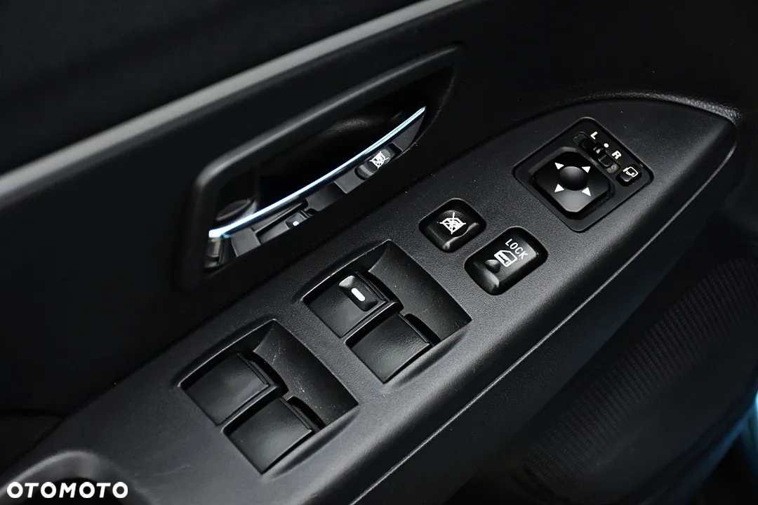 Mitsubishi ASX 1.8 DI-D 2WD Intense - 25
