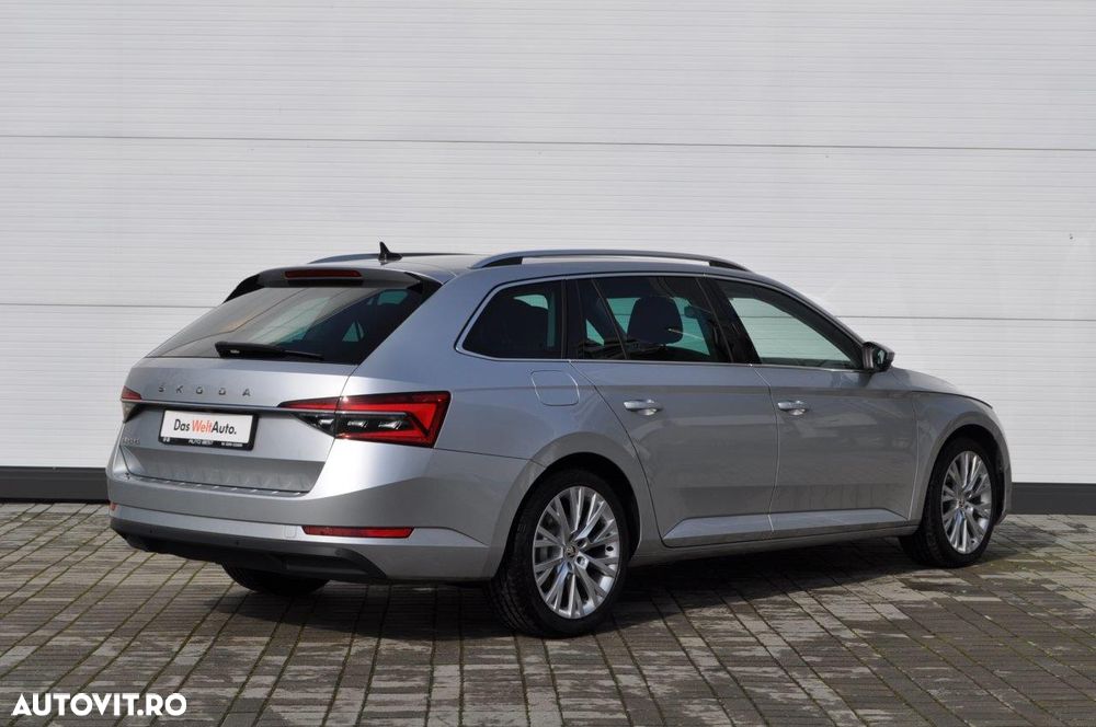 Skoda Superb 2.0 TDI DSG Premium Edition - 3