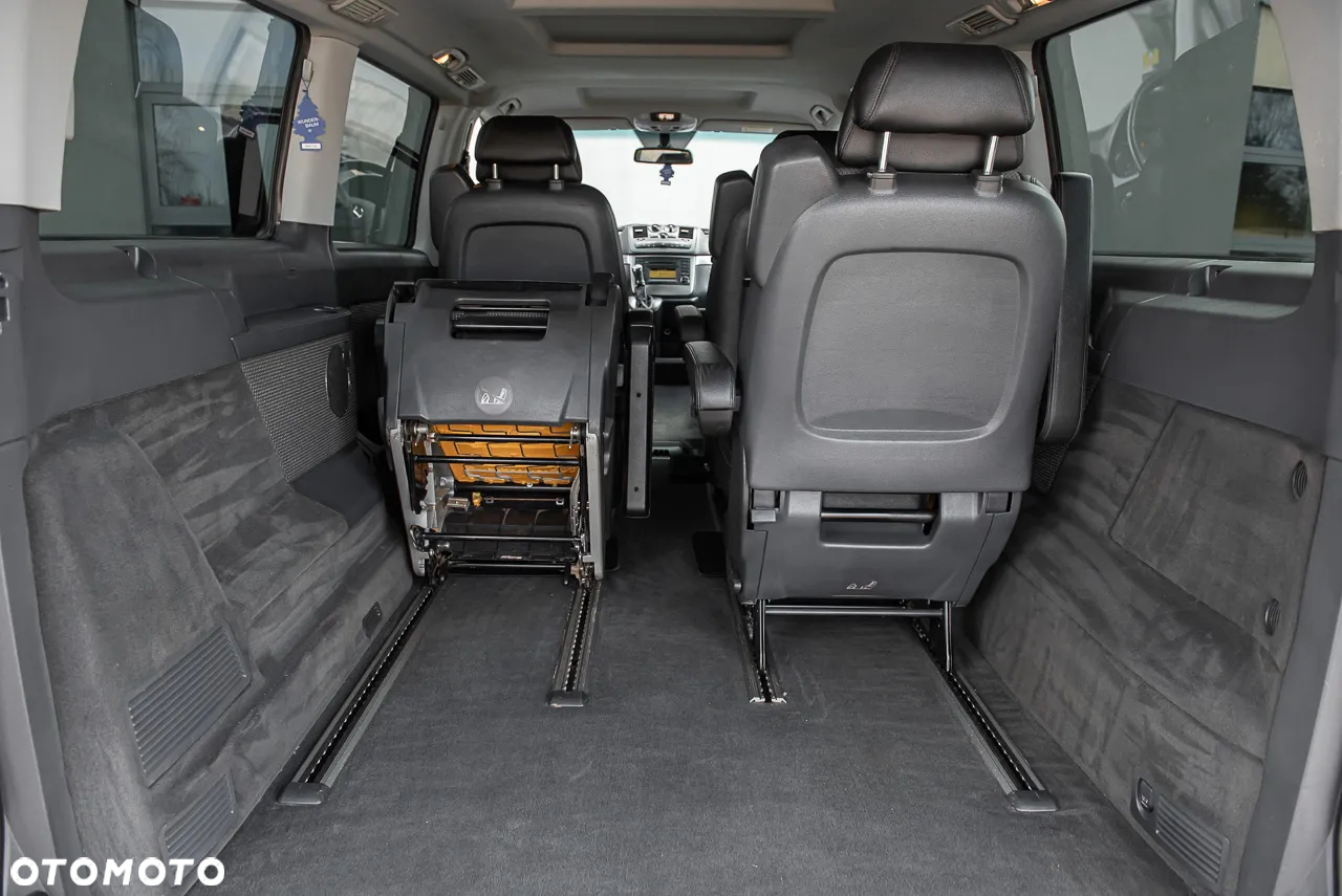 Mercedes-Benz Viano - 23