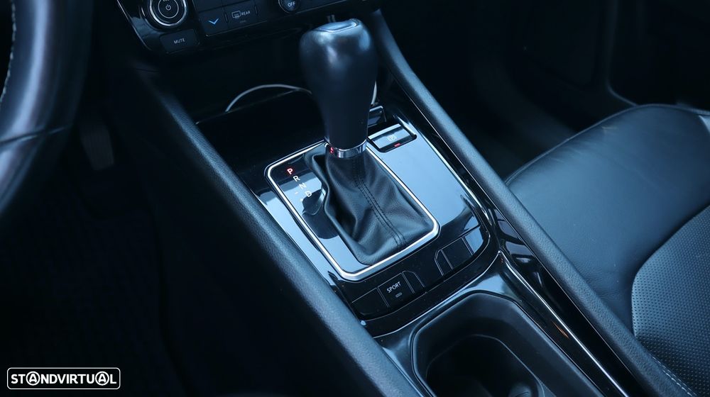 Jeep Compass 1.3 T Limited DCT - 43