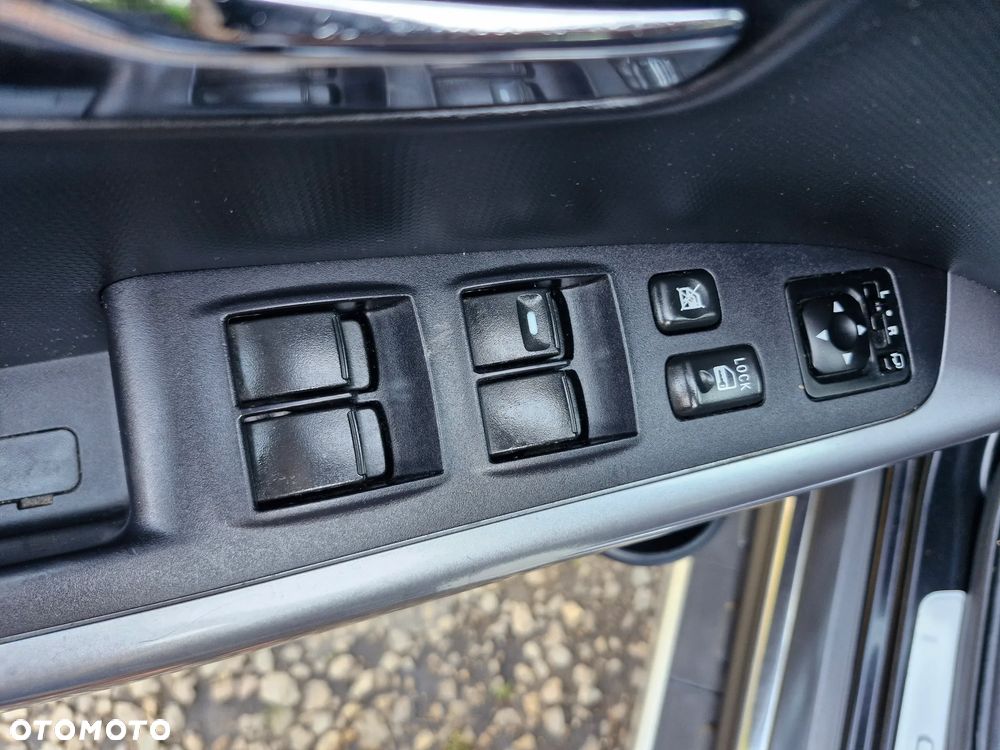 Mitsubishi Outlander 2.0 2WD Invite - 12