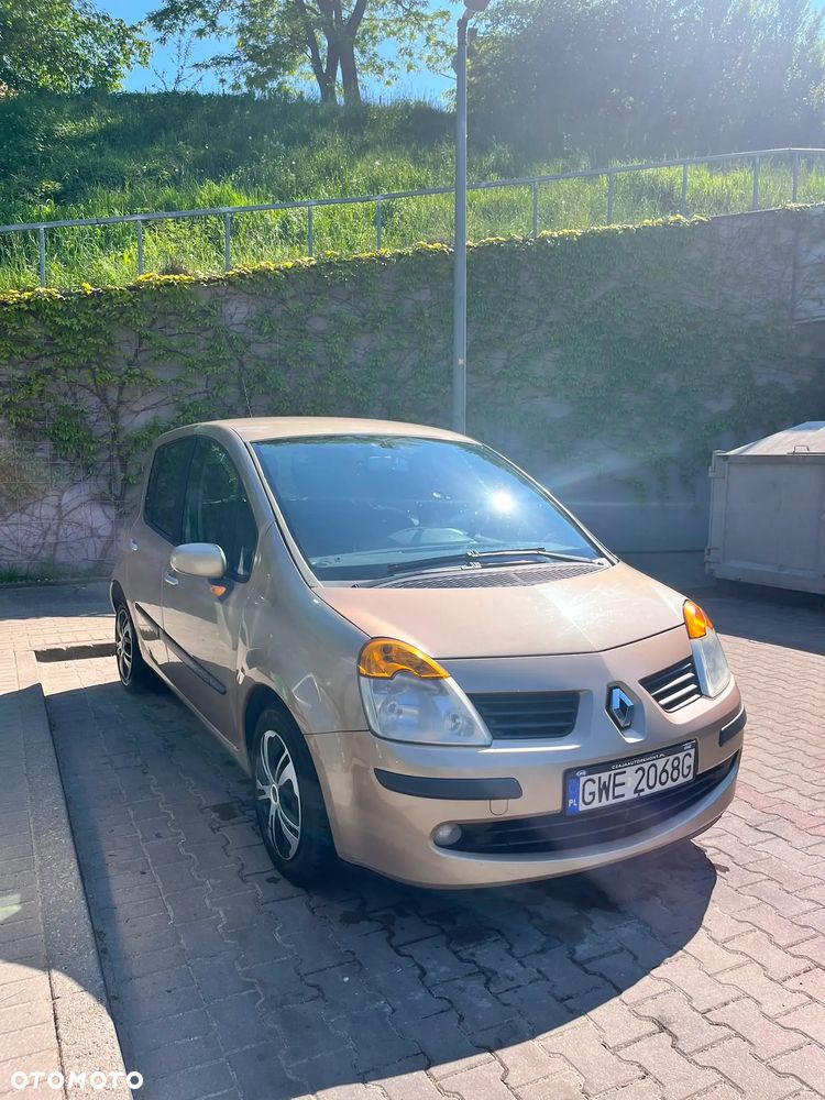 Renault Modus - 1