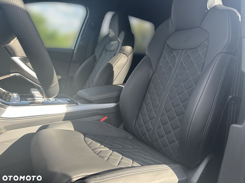Audi Q7 - 15