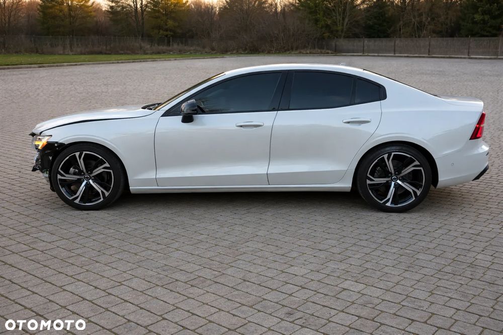 Volvo S60 B5 B AWD R-Design - 2