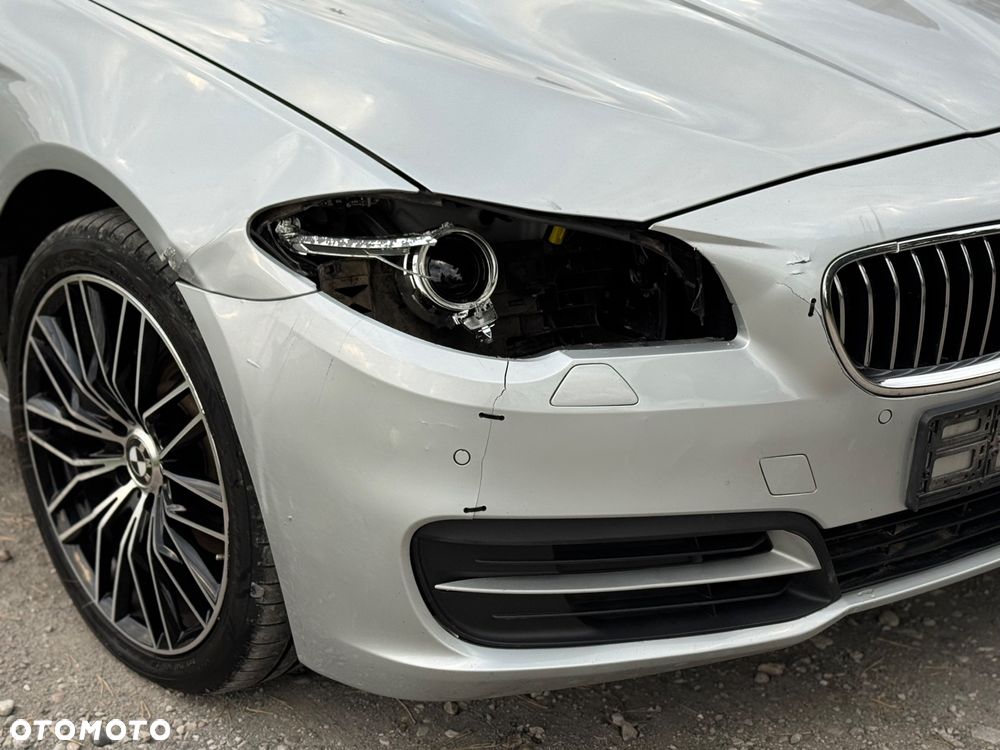 BMW Seria 5 518d - 14