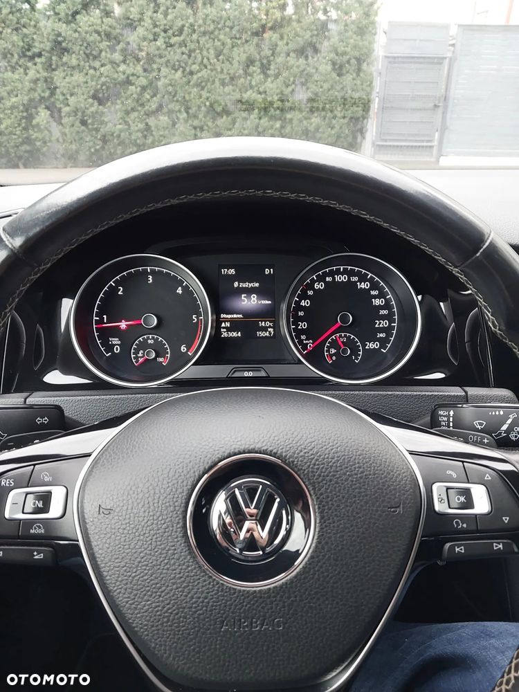 Volkswagen Golf 2.0 TDI (BlueMotion Technology) DSG Comfortline - 12