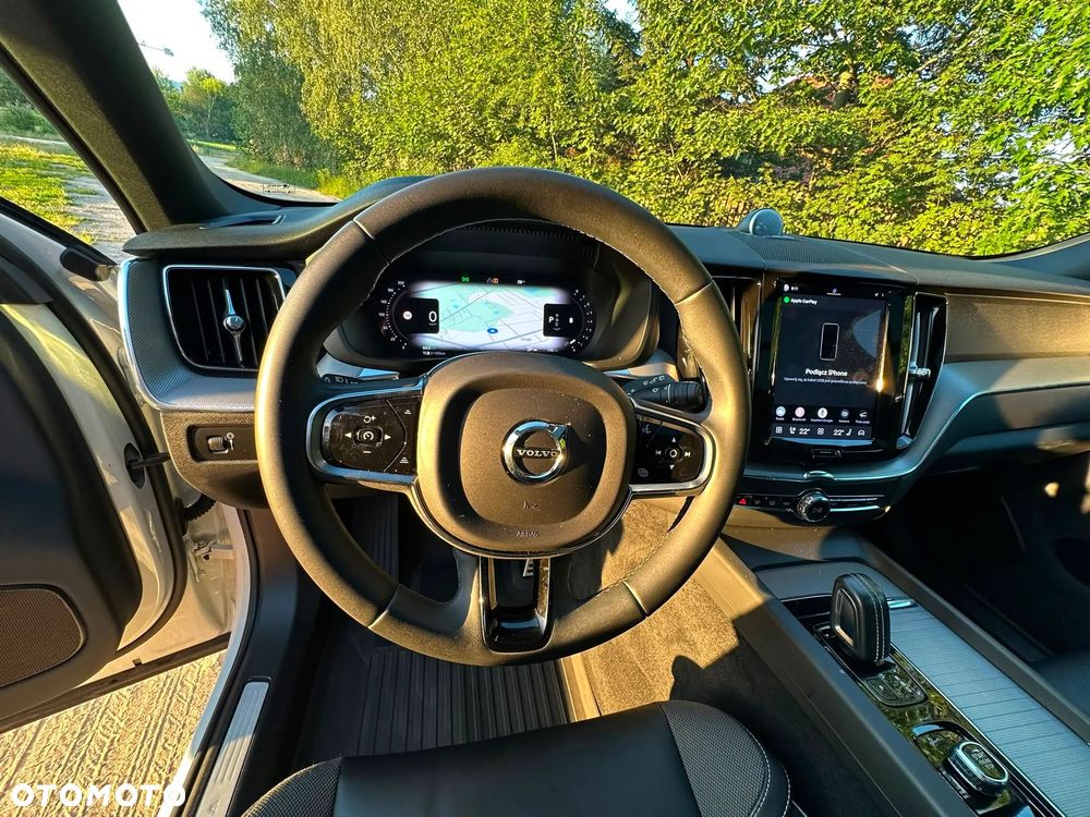 Volvo XC 60 B6 B AWD Geartronic RDesign - 25