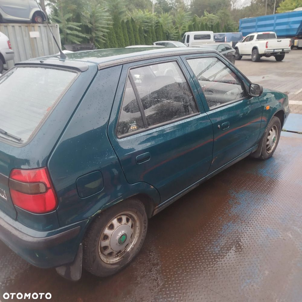 Skoda Felicia na części - 7