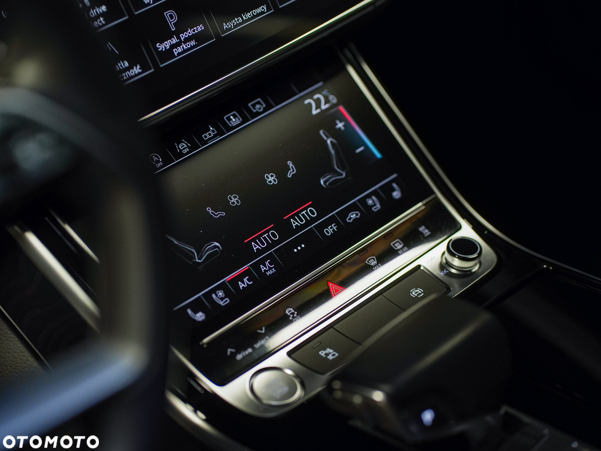 Audi A8 - 8