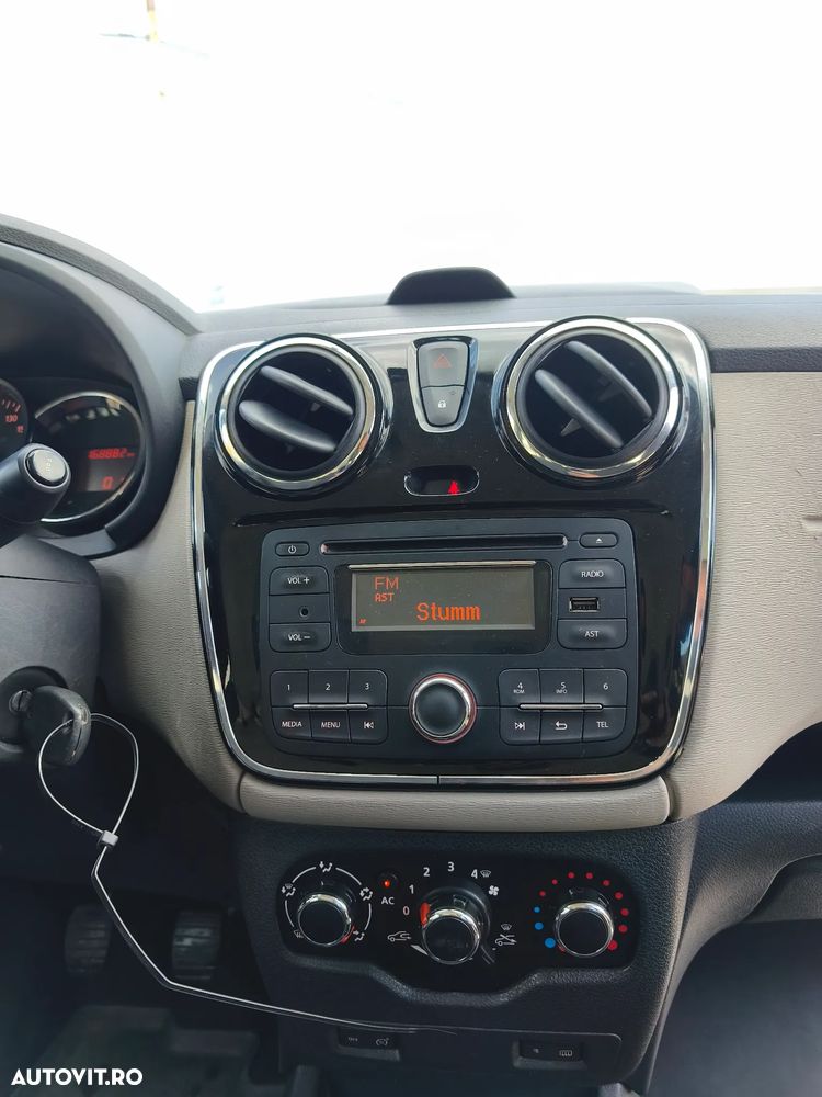 Dacia Lodgy dCi 90 Laureate - 17