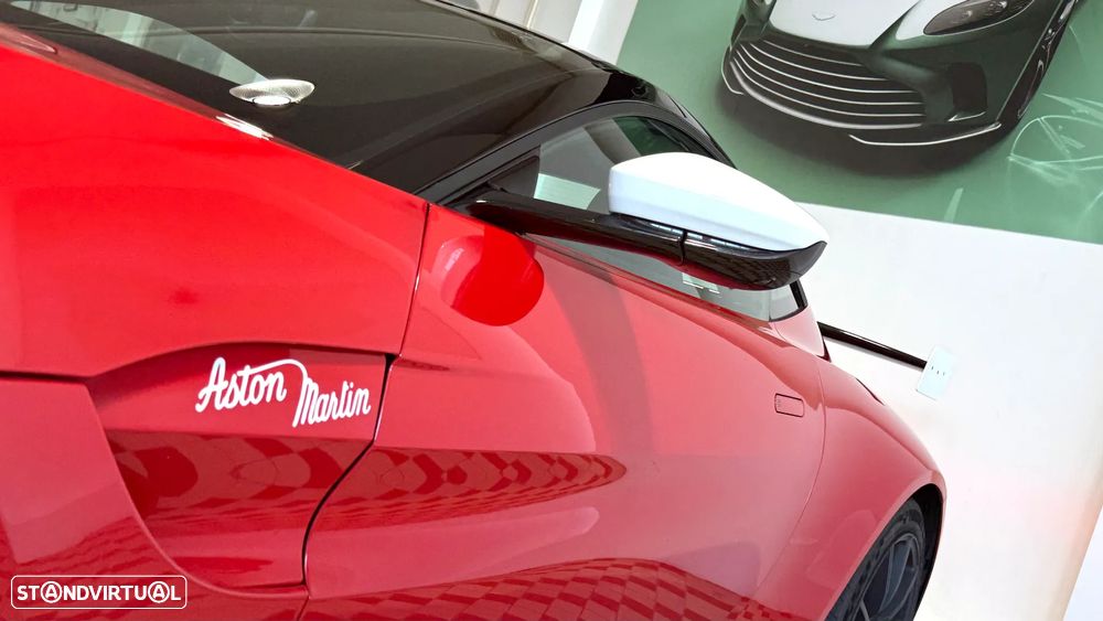 Aston Martin Vantage Coupe V8 - 10