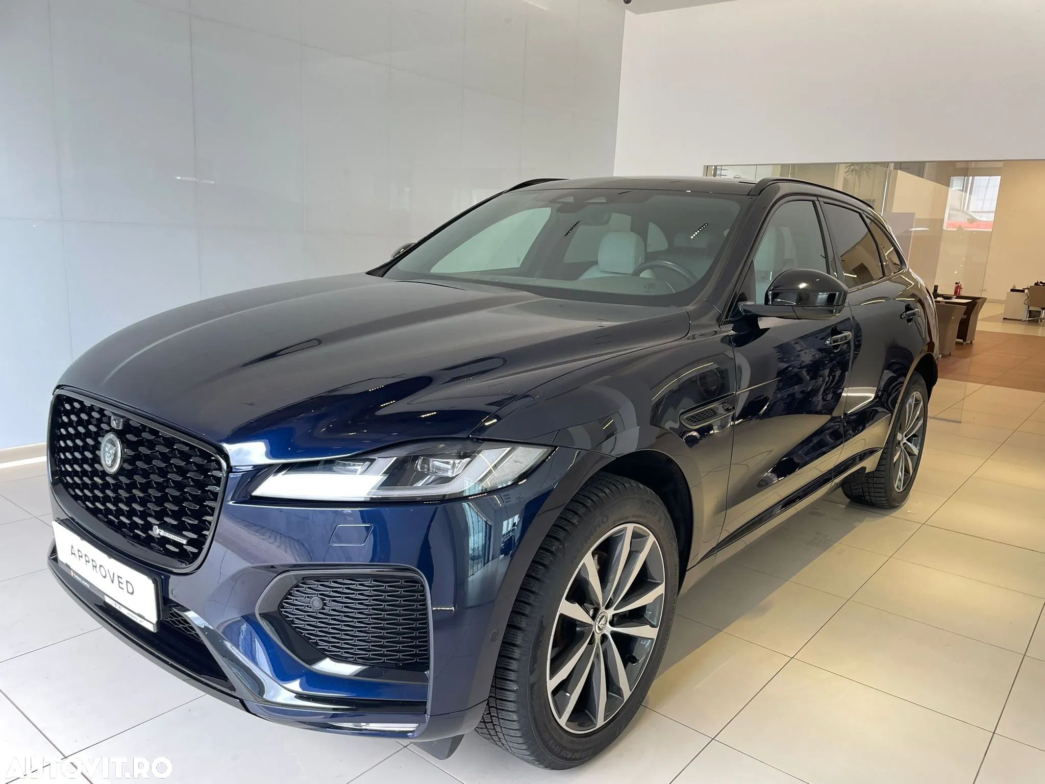 Jaguar F-Pace D200 AWD R-Dynamic SE - 1
