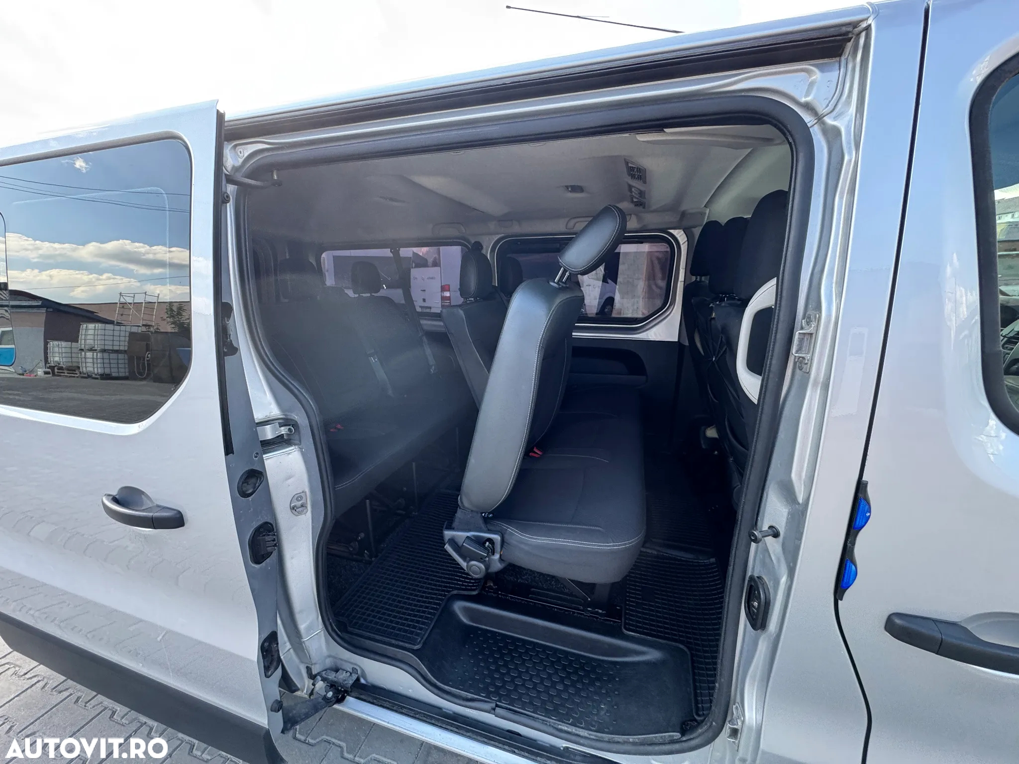 Renault Trafic ENERGY dCi 125 Grand Combi Expression - 6
