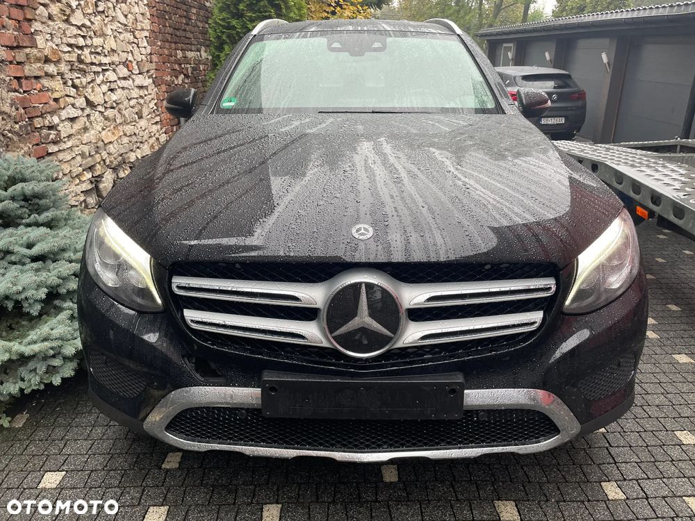 Mercedes-Benz GLC 250 d 4Matic 9G-TRONIC Exclusive - 2