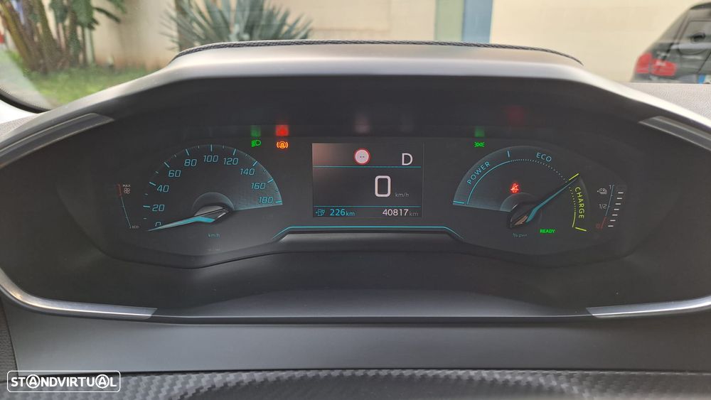 Peugeot e-208 50 kWh Allure - 40
