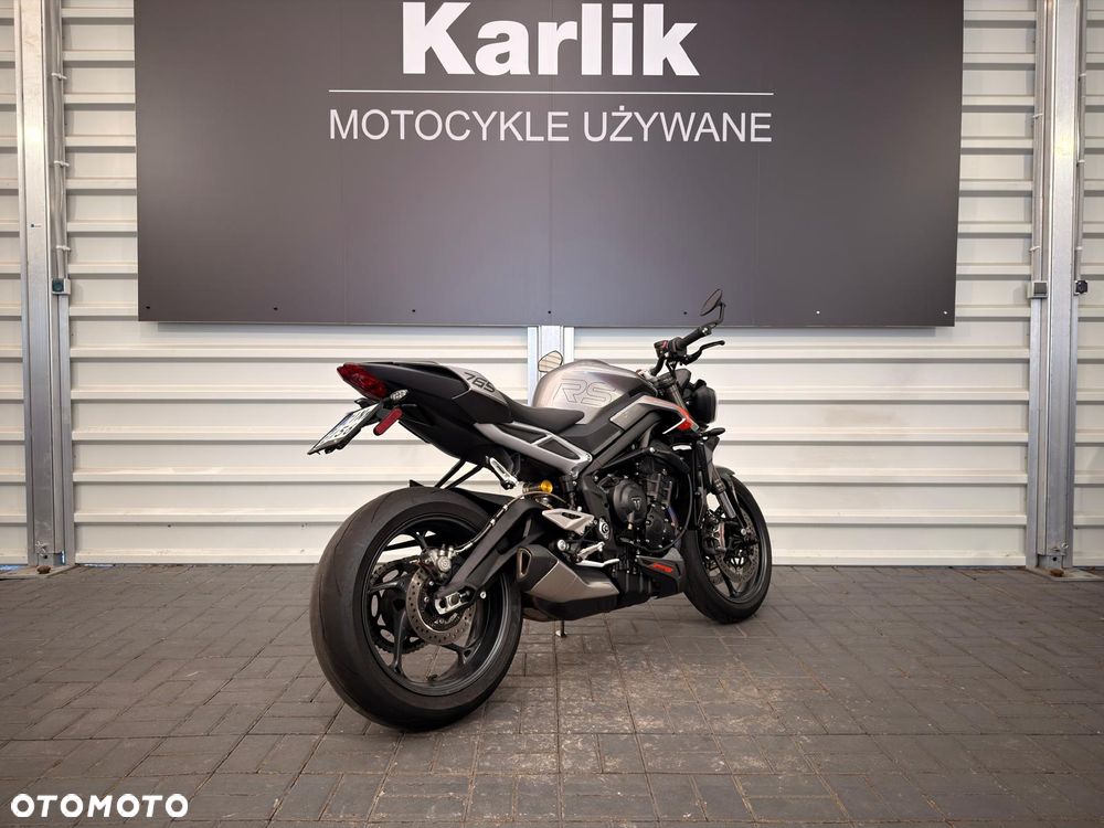 Triumph Street Triple - 3