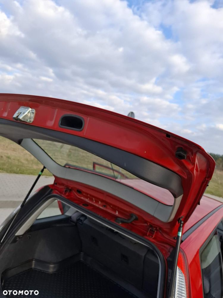 Mitsubishi Lancer 1.6 Intense - 21