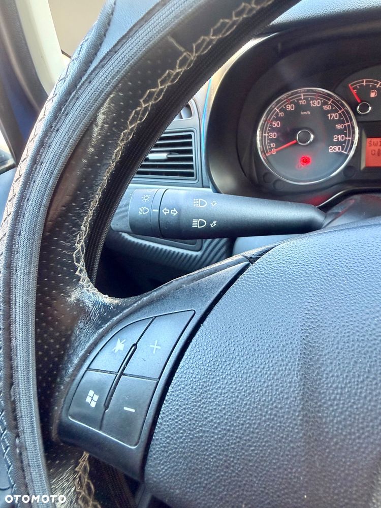 Fiat Grande Punto 1.4 8V 360 - 27