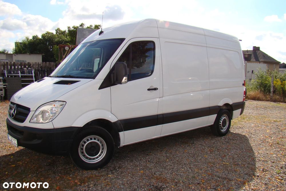 Mercedes-Benz Sprinter - 3