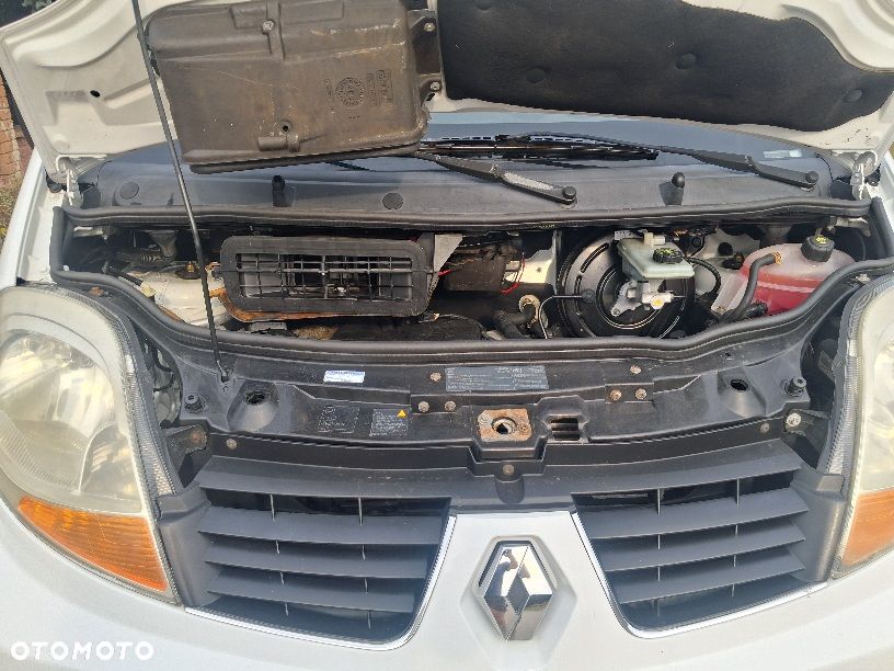Renault Trafic - 17