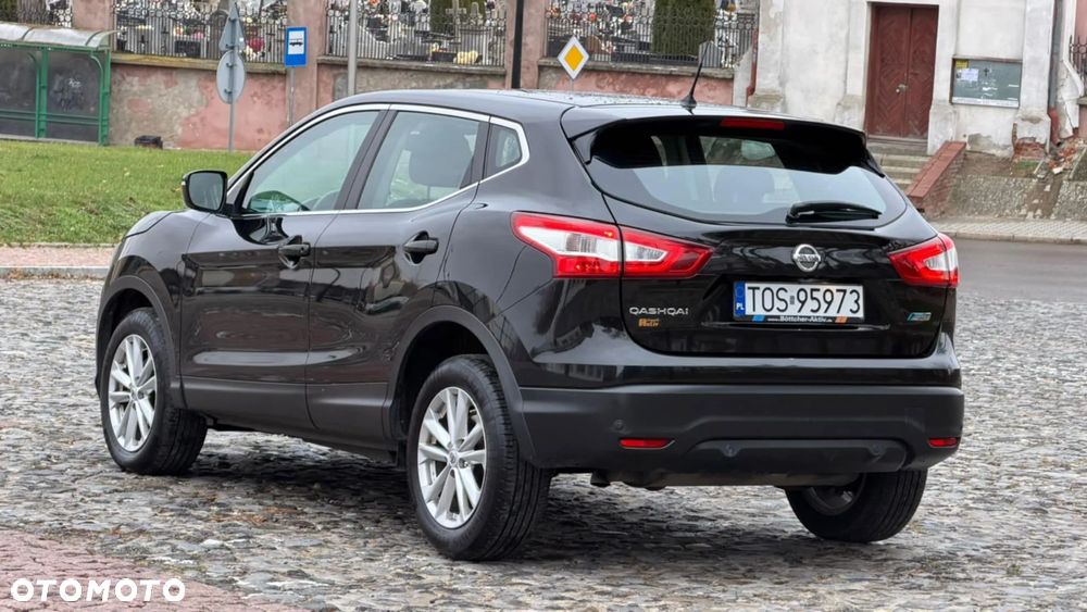 Nissan Qashqai - 25