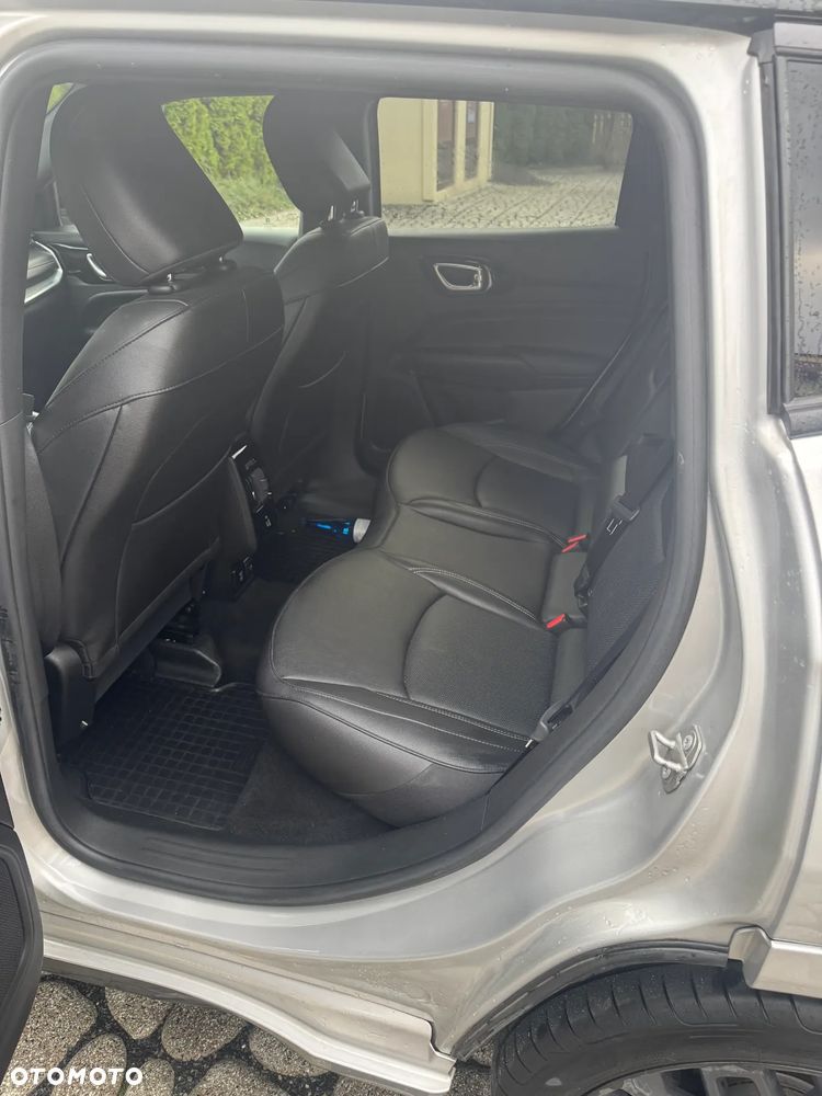 Jeep Compass - 8