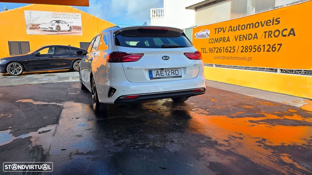 Kia Ceed SW 1.6 CRDi MHEV Drive+SRF - 28