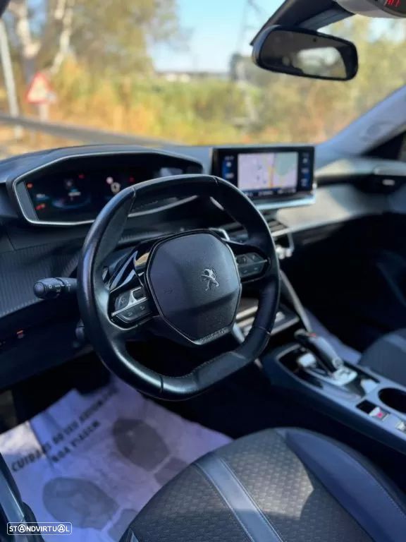 Peugeot 2008 1.5 BlueHDi Allure EAT8 - 9