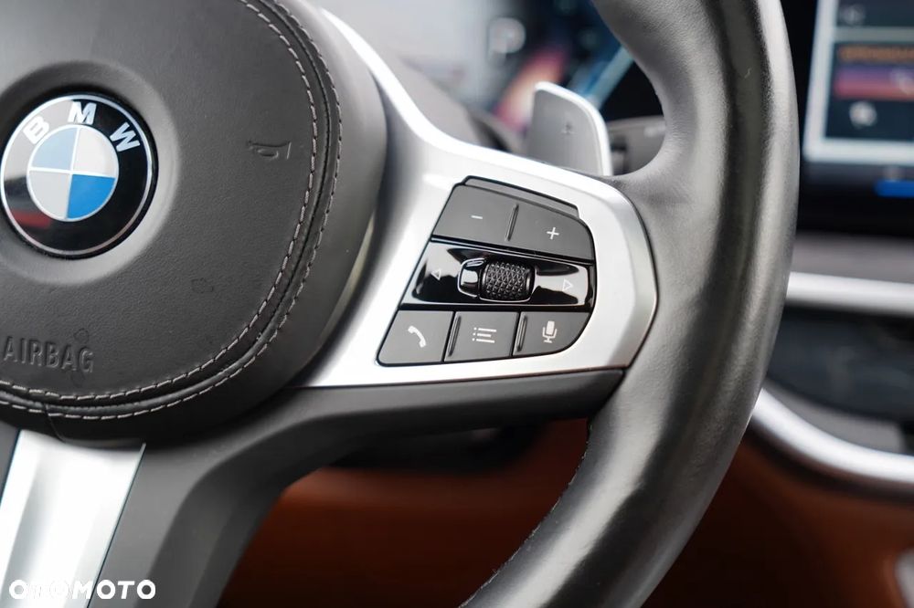 BMW X5 xDrive30d mHEV - 23