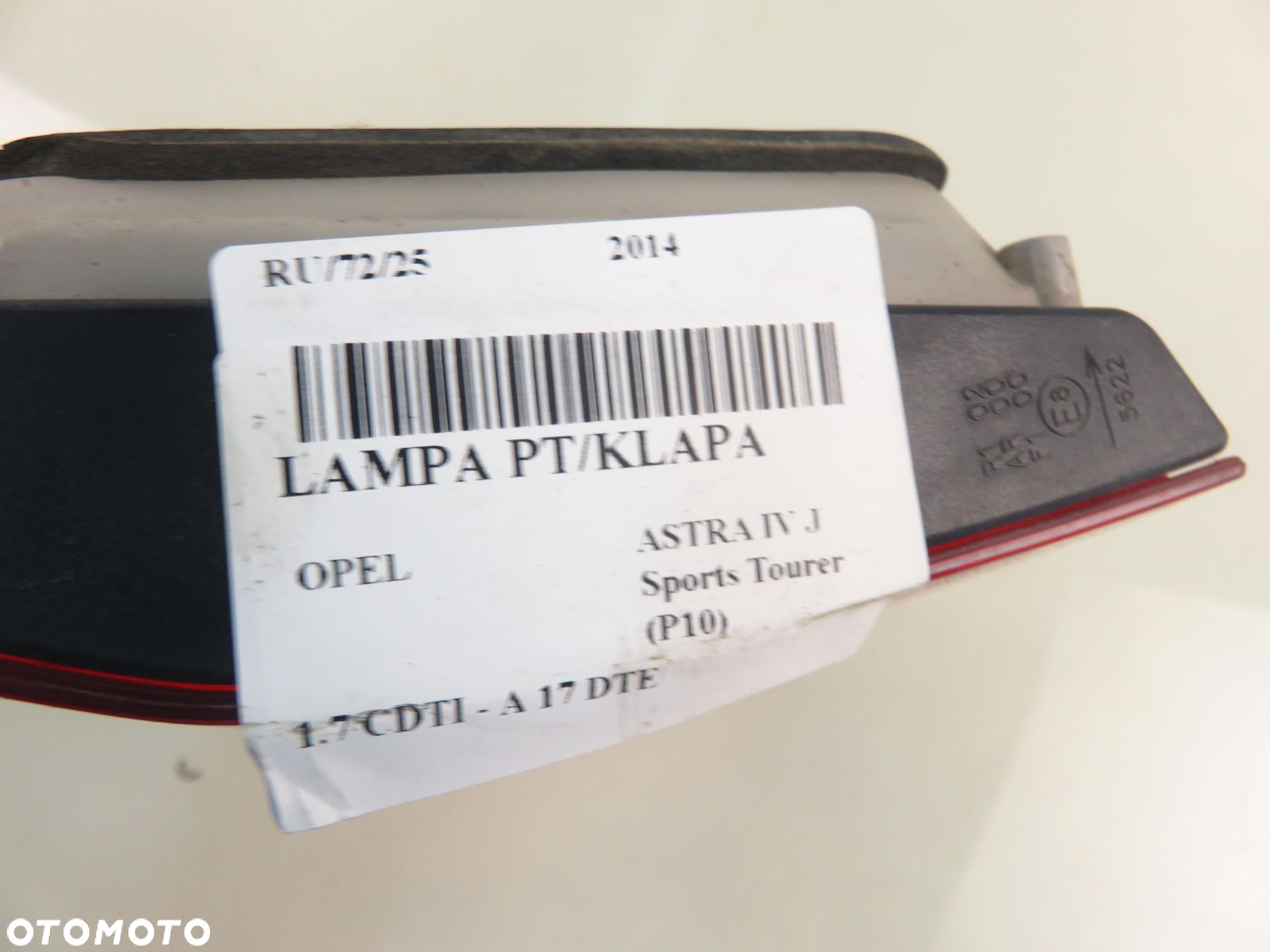 LAMPA PRAWA TYLNA KLAPA OPEL ASTRA IV J Sports Tourer (P10) 13282247 - 11
