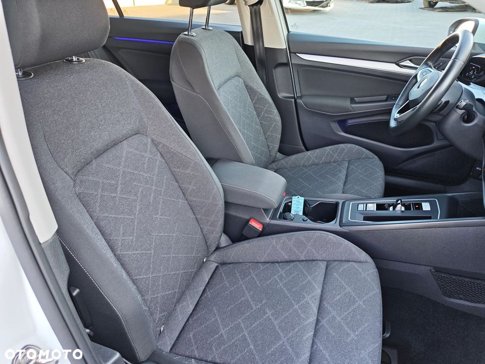 Volkswagen Golf 1.5 eTSI OPF DSG Active - 12