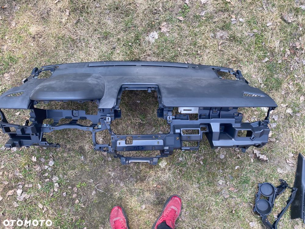 Toyota Corolla CROSS ORYGINAŁ ! NIE-NAPRAWIANA ! DESKA ROZDZIELCZA KOKPIT PÓŁKA KONSOLA oryginalna - 2