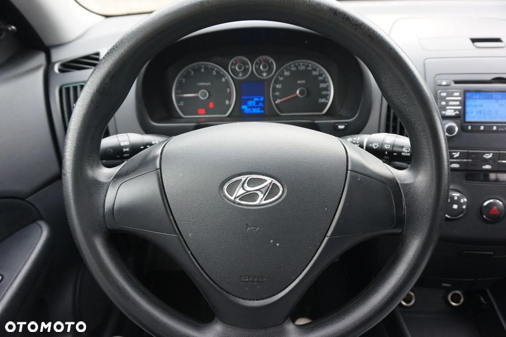 Hyundai i30 1.6 Classic - 20