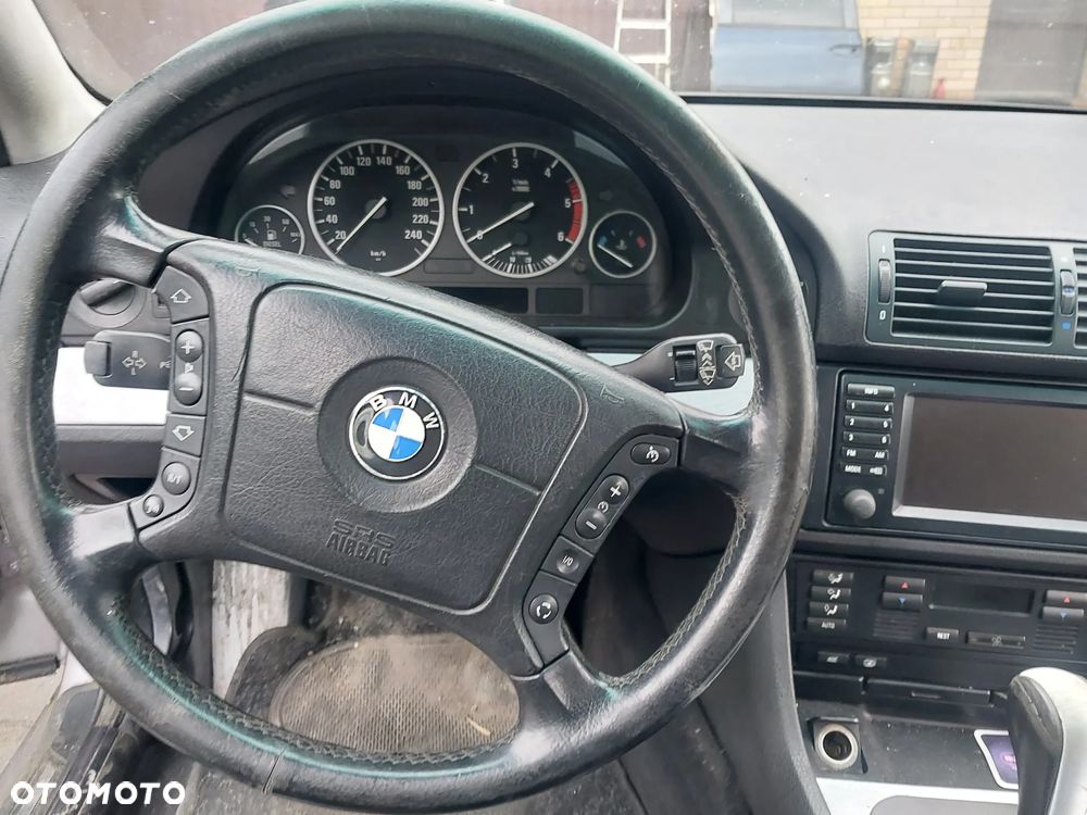 Konsola kokpit BMW 5 E39 Lift Deska rozdzielcza panel schowek radio Navi klimatyzacja dekory zegary 3.0 M57 ramka tunel uchwyt cupholder - 2