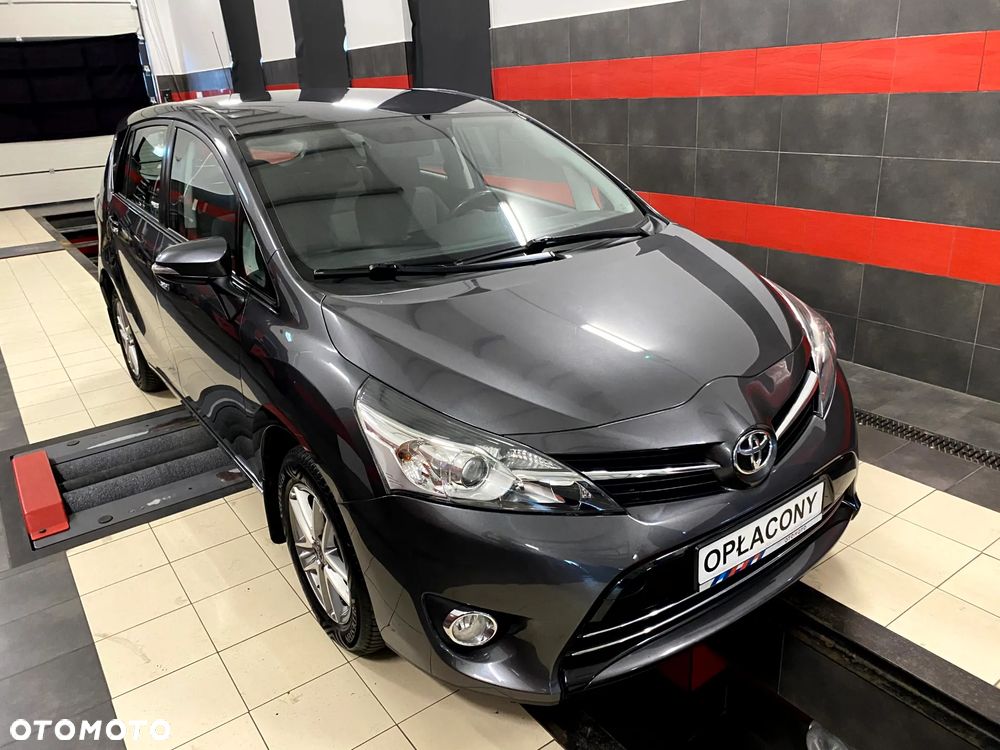 Toyota Verso 1.6 Premium EU6 - 3