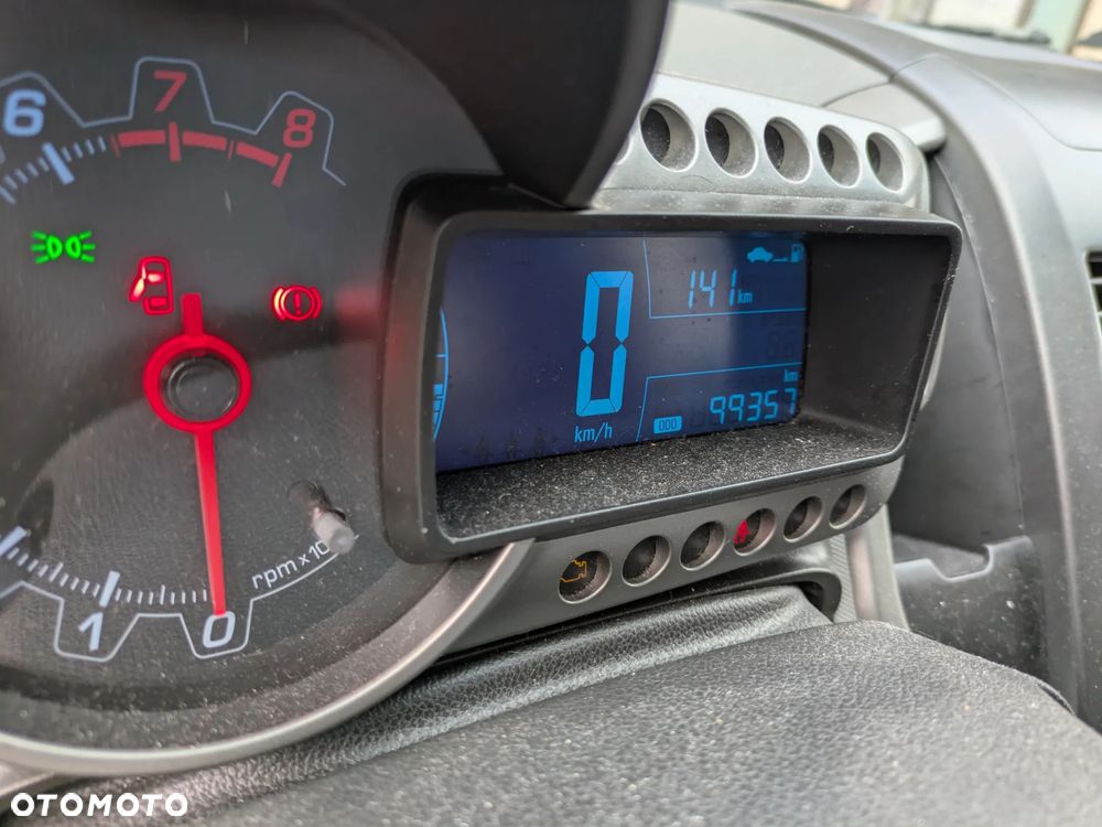 Chevrolet Aveo 1.4 16V LT - 26