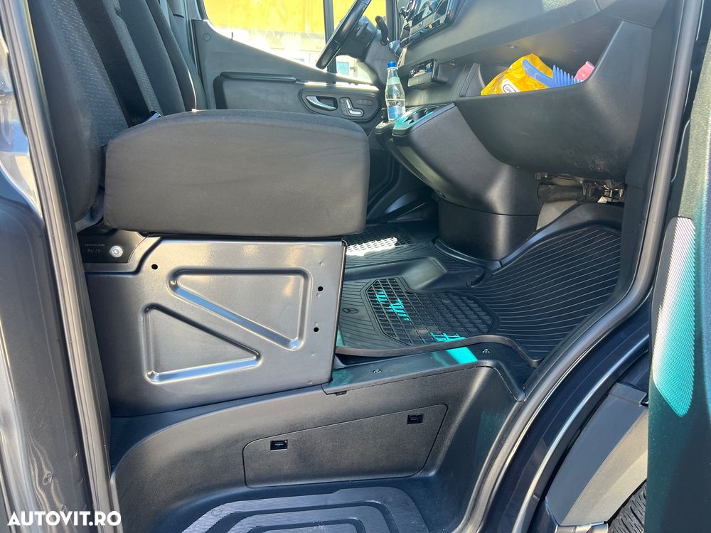 Mercedes-Benz Sprinter - 7