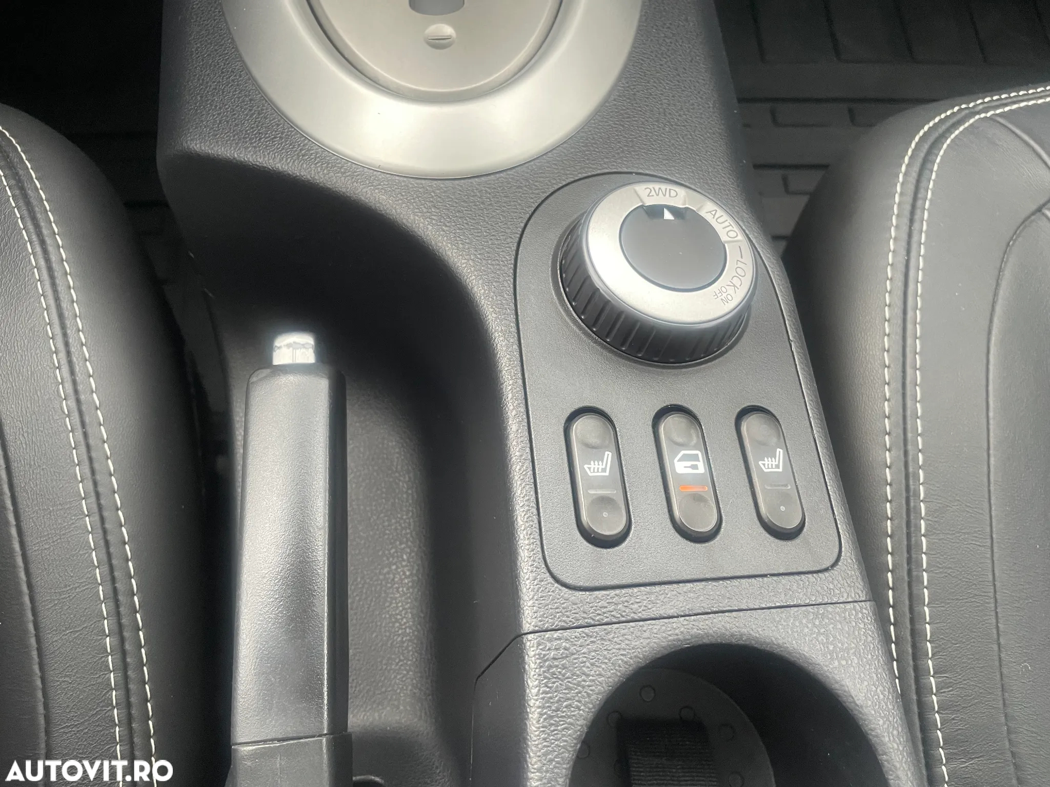 Nissan Qashqai+2 +2 2.0 CVT "All Mode 4x4-i" Tekna - 26