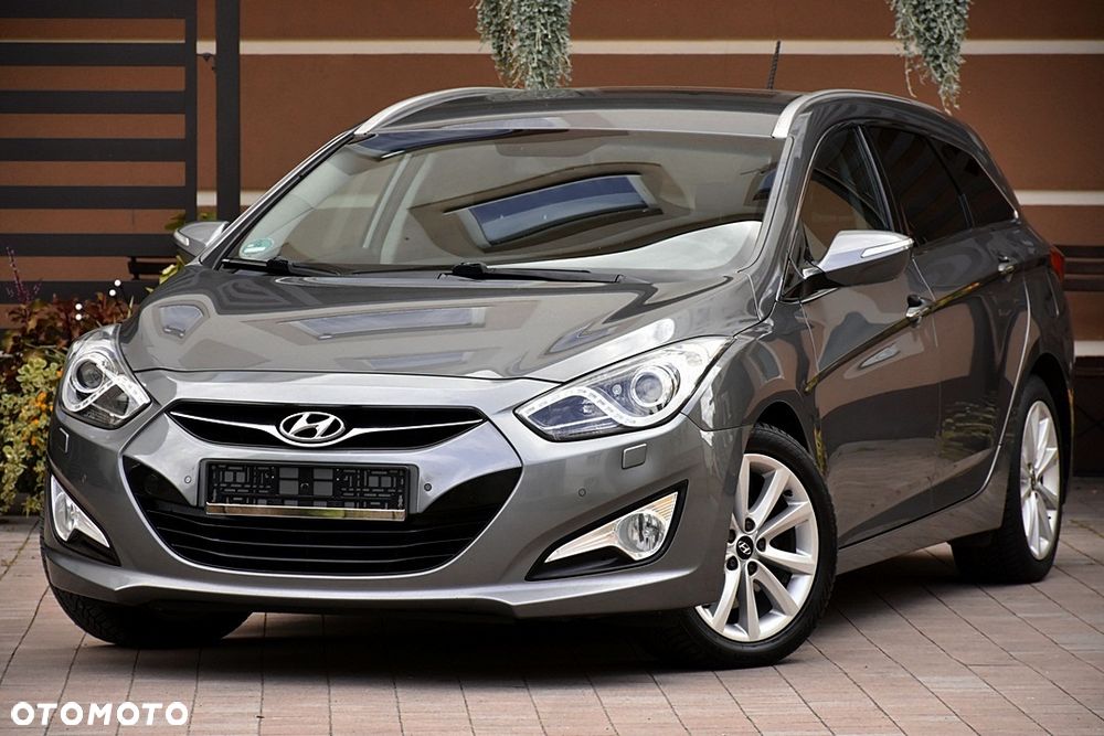 Hyundai i40 i40cw 1.7 CRDi Fifa World Cup Edition - 2