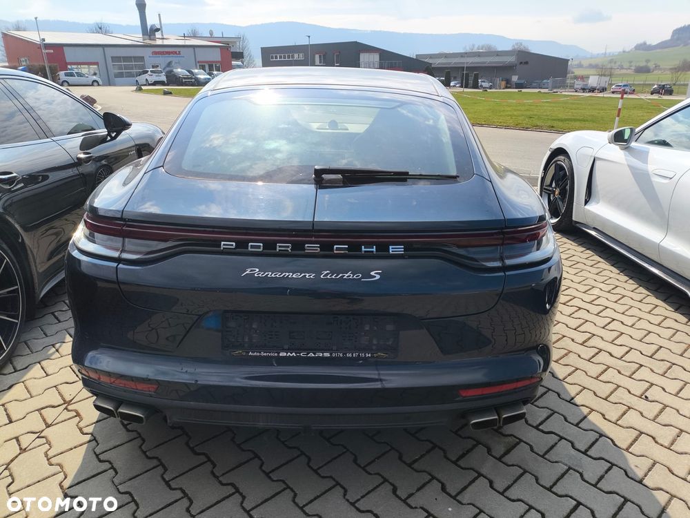Porsche Panamera Turbo S - 27
