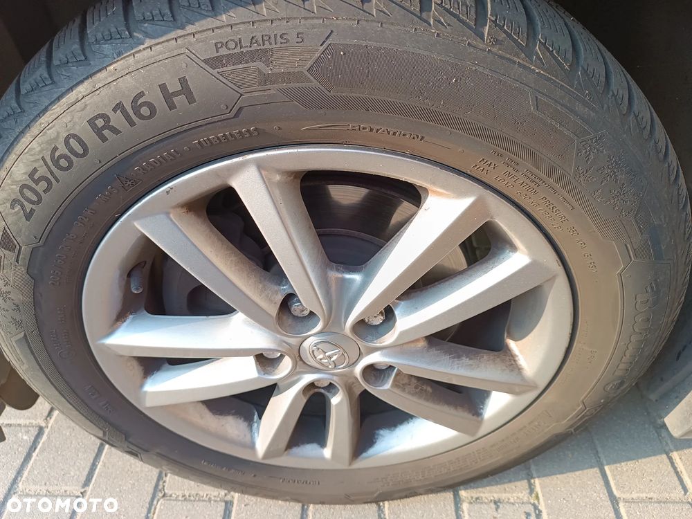 Toyota Avensis 2.0 D-4D Sol - 12