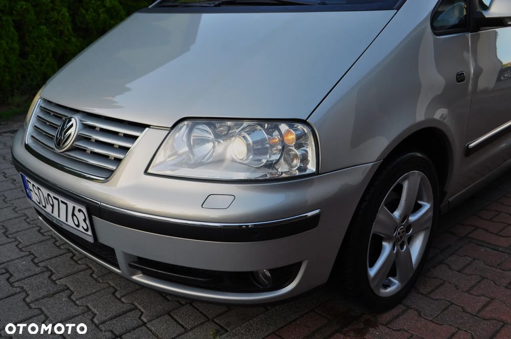 Volkswagen Sharan 2.0 TDI Exclusive Edition - 31
